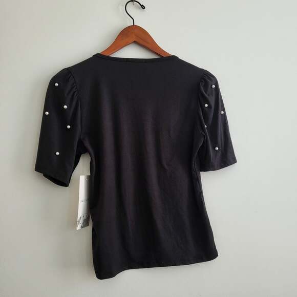 New Love wins black tee with pearl sleeves - Picture 5 of 5